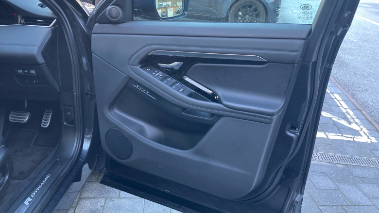 Land Rover Range Rover Evoque 2.0 P250 R-Dynamic SE 5dr Auto Petrol Hatchback